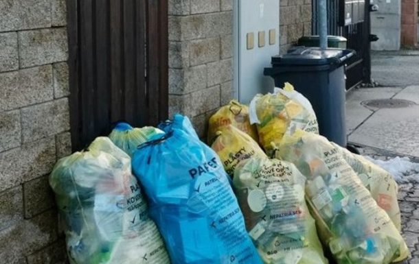 Od septembra bude vrecový zber triedeného odpadu z rodinných domov v celej Bratislave
